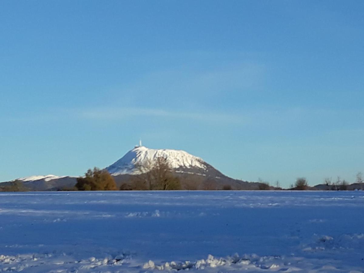 Volc Appart Saint-Pierre-le-Chastel Bagian luar foto